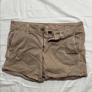 American Eagle Outfitters Women's Tan Khaki Shorts Size 4